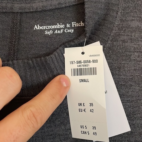Abercrombie & Fitch Soft A&F Cozy Long sleeve t-shirt - Small - Picture 2 of 6